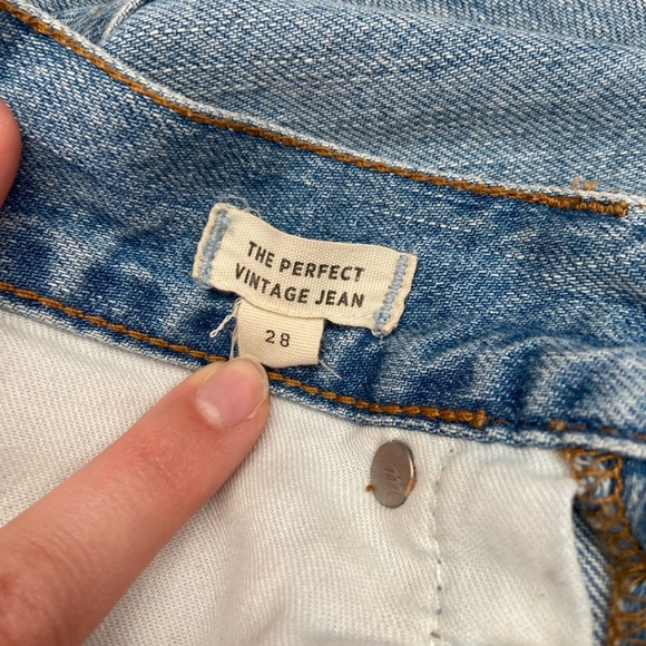 Madewell The Perfect Vintage Mom Jean in Fitzgerald Wash - Picture 10 of 11